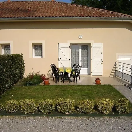 Chez Michel 2 Semesterbostad Angoumé